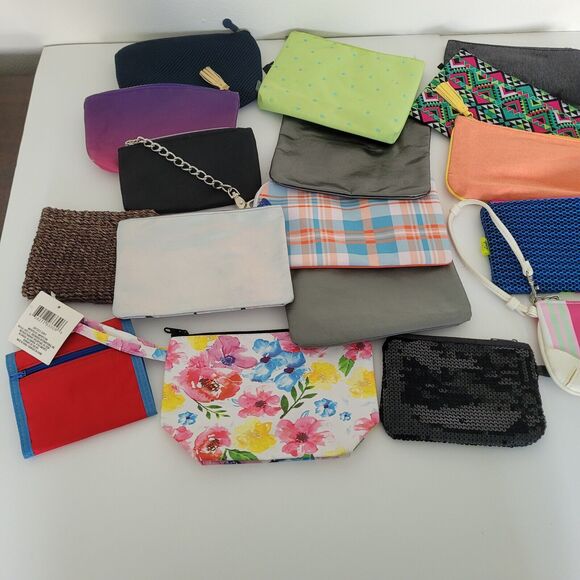 Ipsy Unbranded Cosmetic Pouches Wristlets Bags Wallets Lot Of 17 Bundle Small - Picture 5 of 7
